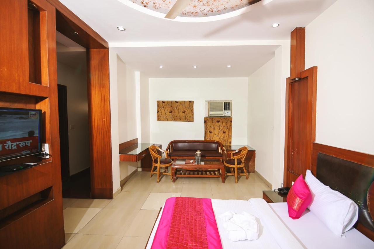 Hotel Lav Kush Deluxe " 3 Min Walking From New Delhi Railway Station " Nova Deli Exterior foto