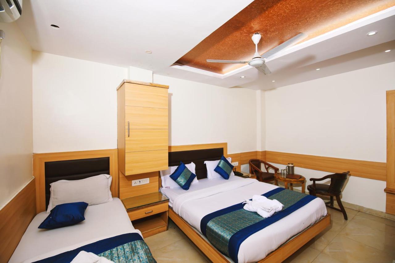 Hotel Lav Kush Deluxe " 3 Min Walking From New Delhi Railway Station " Nova Deli Exterior foto